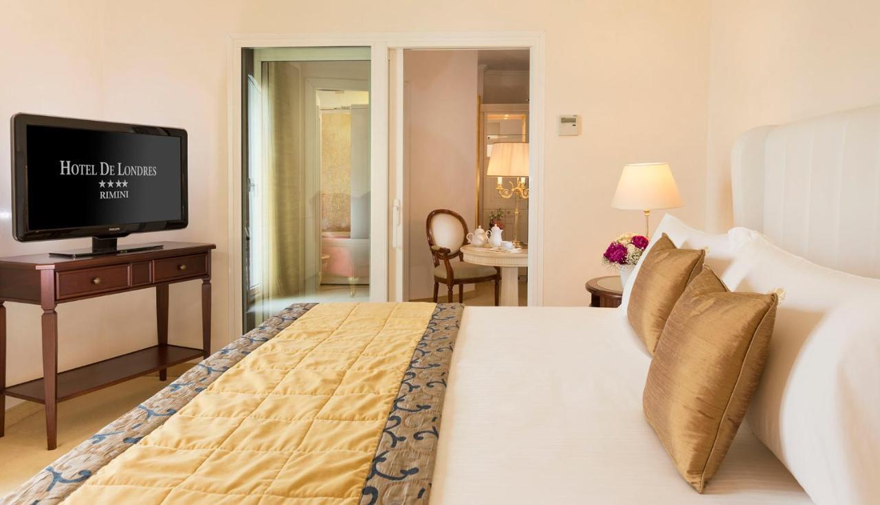 Hotel De Londres Ρίμινι Εξωτερικό φωτογραφία
