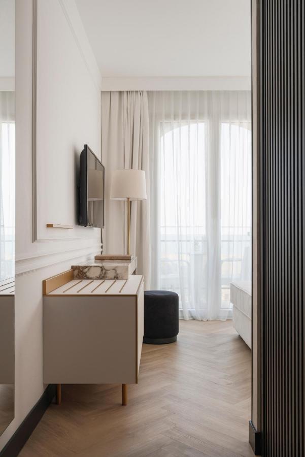 Hotel De Londres Ρίμινι Εξωτερικό φωτογραφία