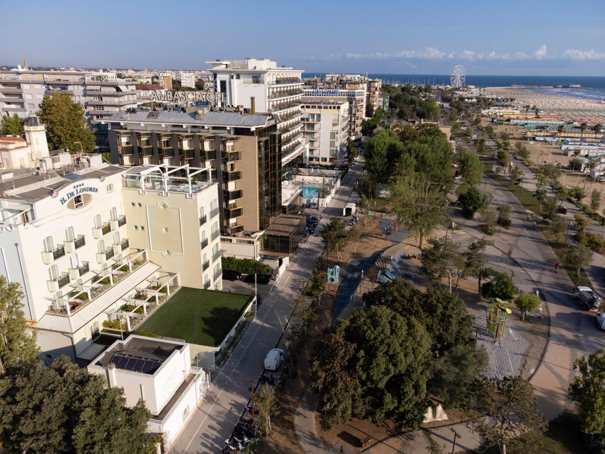 Hotel De Londres Ρίμινι Εξωτερικό φωτογραφία